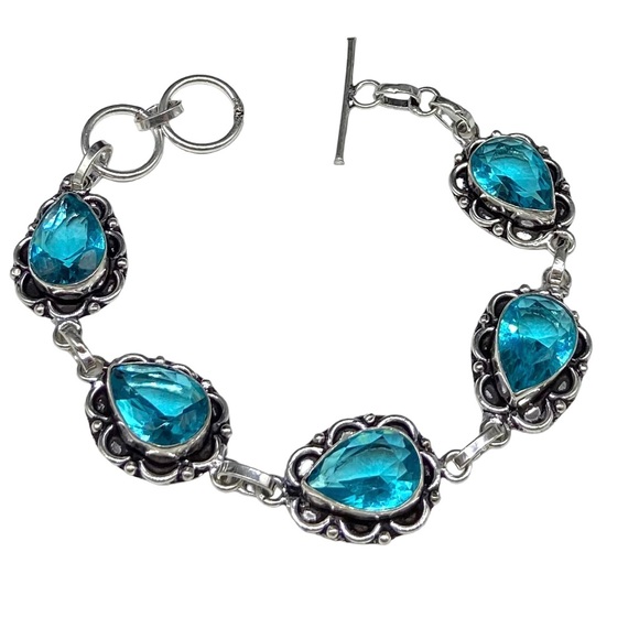 Artisan Jewelry - Blue Topaz Bracelet Faceted Stone Sterling Silver 925 Adjustable Toggle Clasp